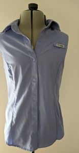 Columbia sleeveless button up